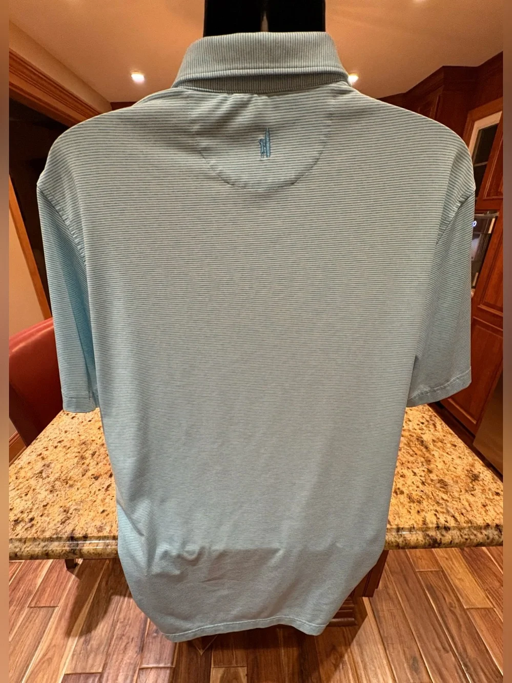 johnnie-O men’s golf polo. Sharp teal/white micro stripe with iconic logo. XL
